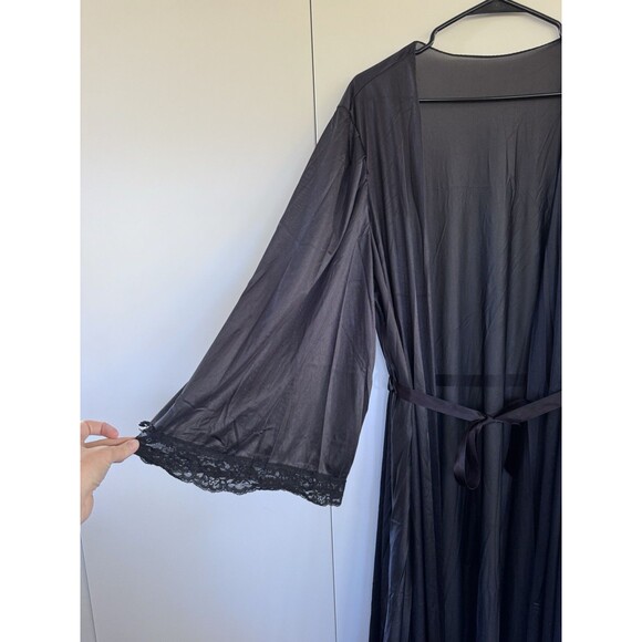 Vintage XL Gothic Black Sheer Silky Nylon Dressing Robe Lace Trim Kimono Sleeves - Picture 3 of 10